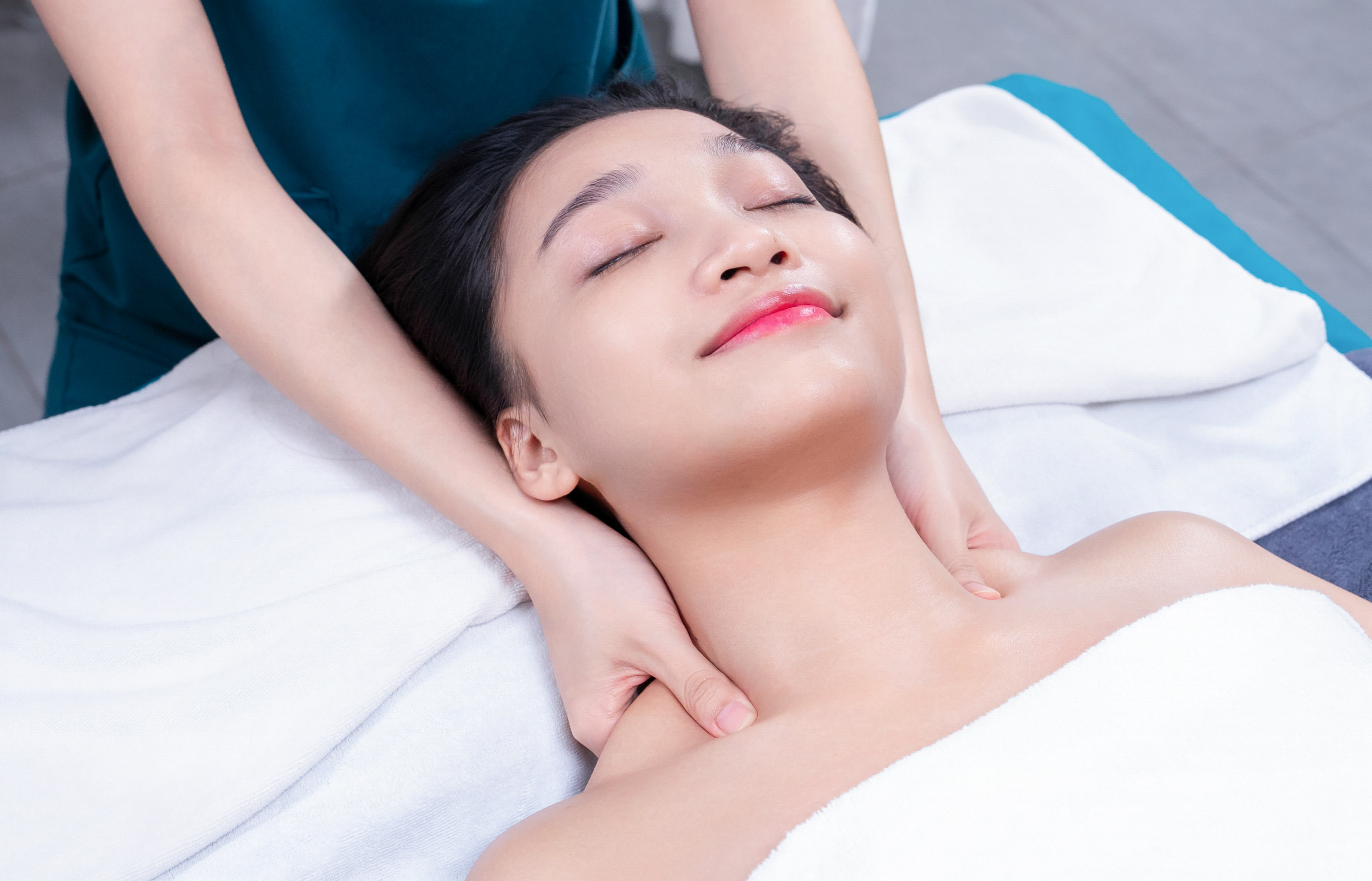 Bí Quyết Trẻ Hóa Da Tự Nhiên Tại Nhà